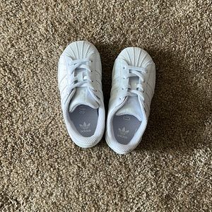 Size 8c adidas shoes